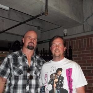 Meet your Posher, Raymond